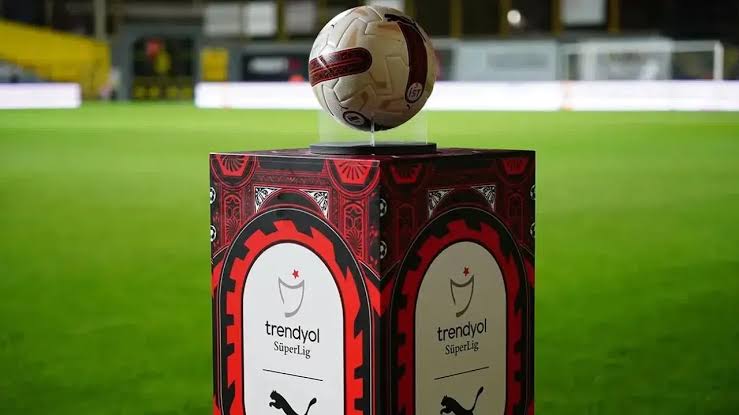 Süper Lig’de derbi haftaları belli oldu