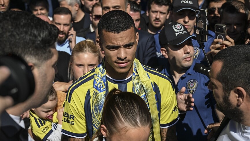 Mason Greenwood, Fenerbahçe'ye Transfer Olduktan Sonra İstanbul'a Ulaştı