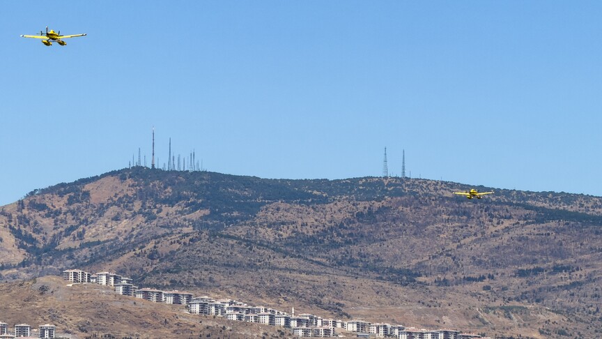 İzmir'de Orman Yangını Kontrol Altına Alındı