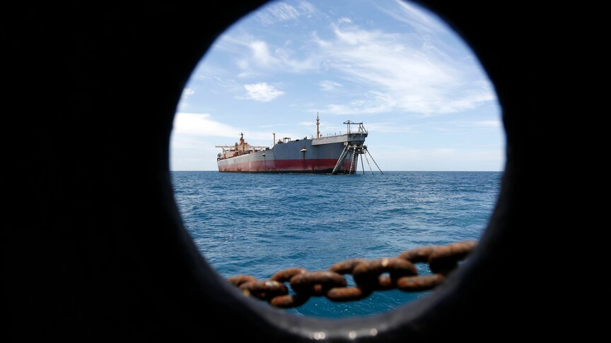 Yemen'de Somalili Korsanlar Petrol Tankerini Kaçırdı