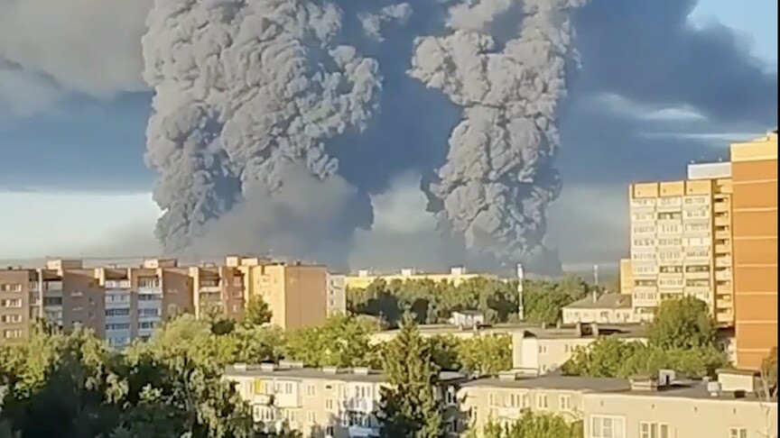 Ukrayna, Rusya'daki Lojistik Merkezlerine Saldırı Düzenledi
