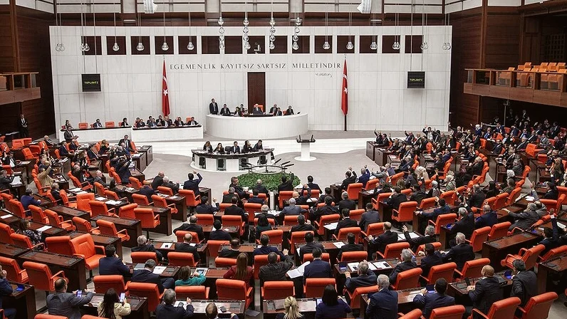 TBMM'de Emekli Aylığı ve Türk Askerinin Görev Süresi Üzerine Kanun Teklifi Görüşülecek
