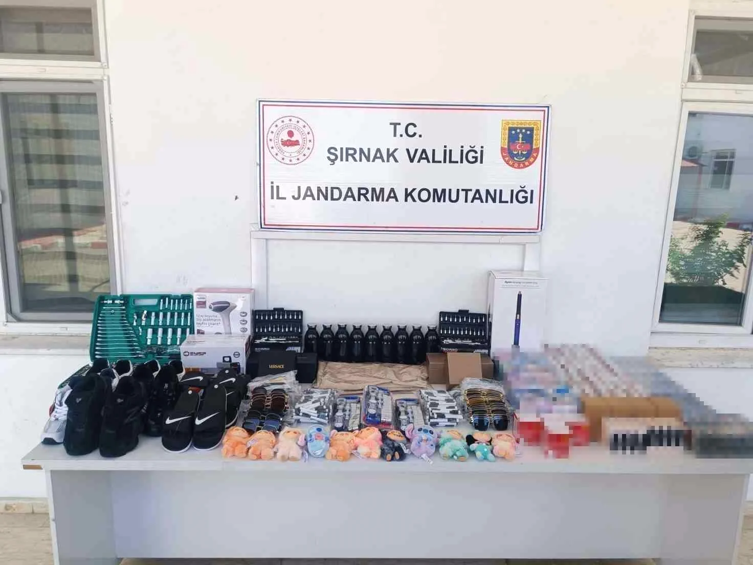 Şırnak'ta Kaçakçılıkla Mücadelede Önemli Başarı: 8 Milyon Liralık Ürün Ele Geçirildi