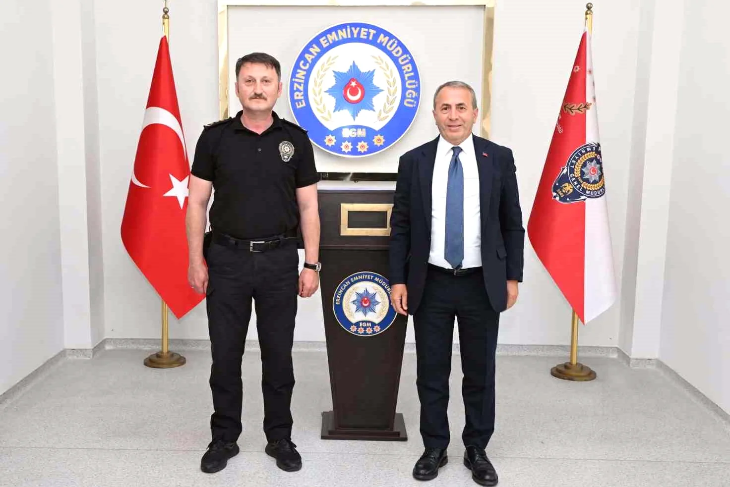Eski Emniyet Müdürü Kenan Kurt'tan Erzincan İl Emniyet Müdürü Baybaba'ya Ziyaret