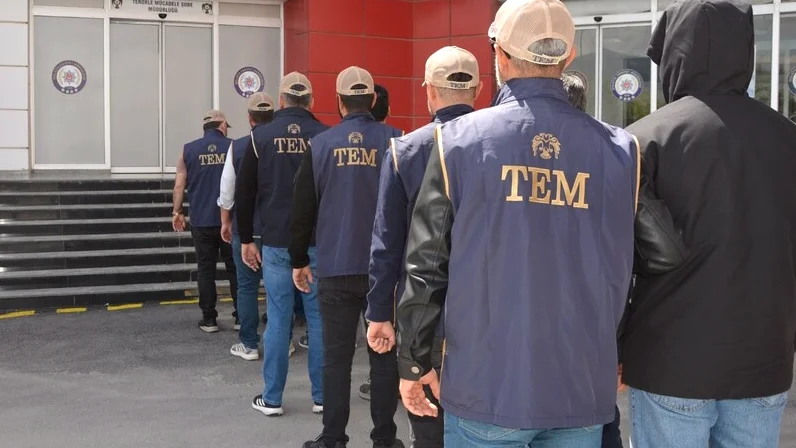 FETÖ'ye Yönelik 22 İlde Operasyon: 51 Şüpheli Tutuklandı