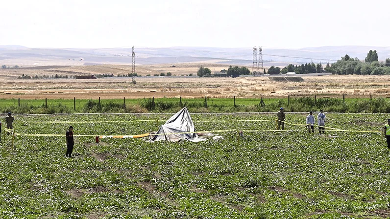 Ankara'da Eğitim Helikopteri Düştü: İki Yaralı