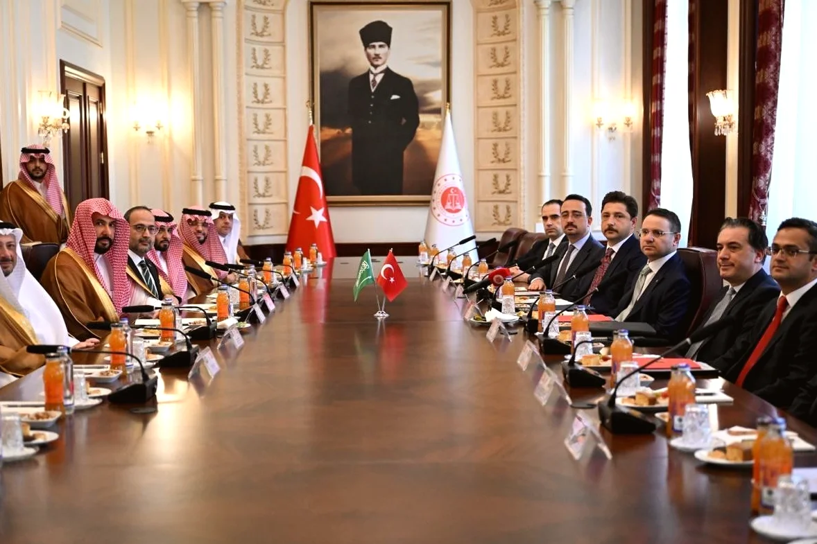 Adalet Bakanı Gürlek, Suudi Mevkidaşı Al Smani ile İş Birliği Görüşmesi Gerçekleştirdi