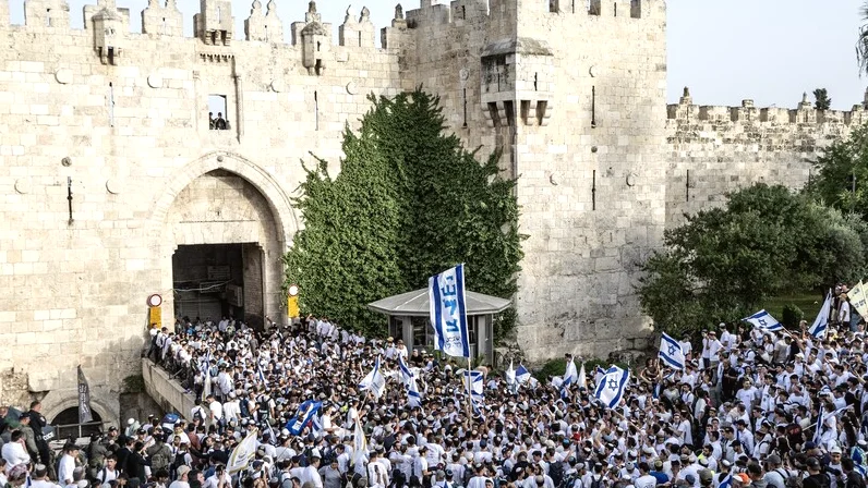 1300'den Fazla İsrailli Mescid-i Aksa'ya Baskın Düzenledi