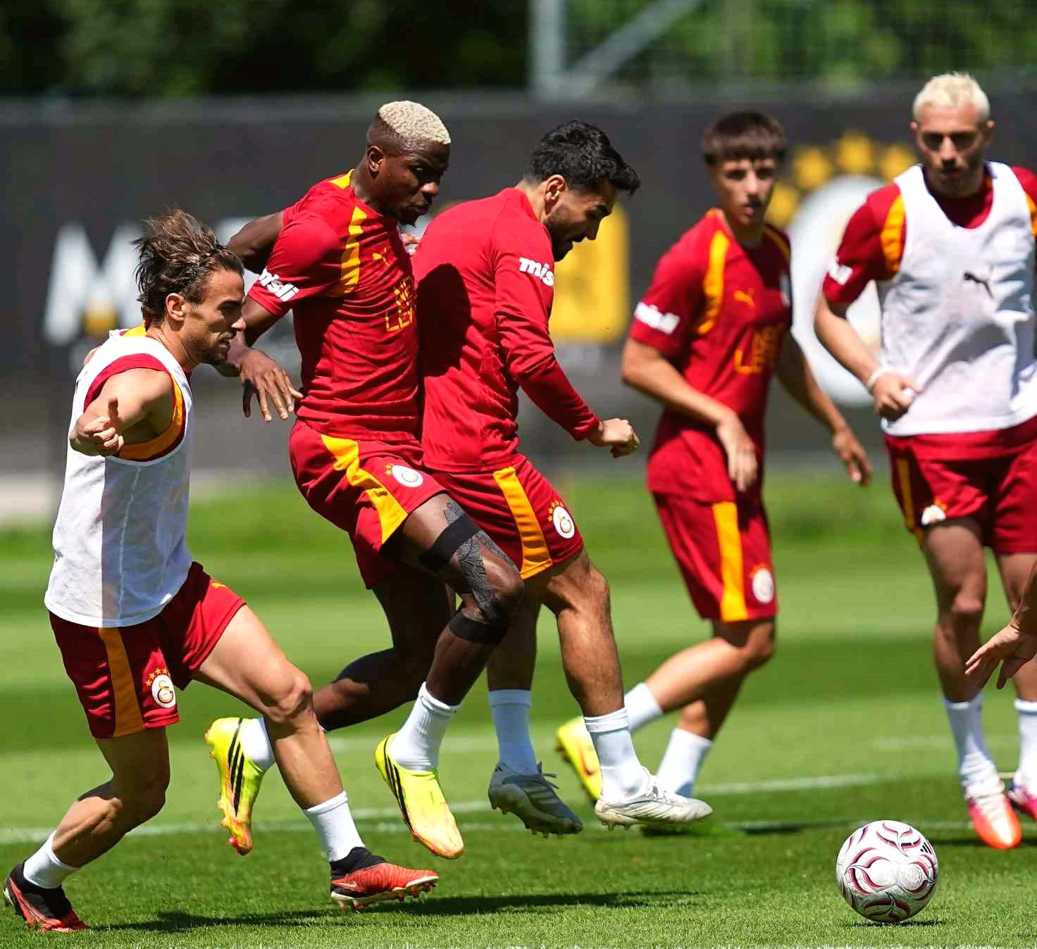 Galatasaray, Avusturya'da Yeni Sezon Hazırlıklarına Devam Ediyor