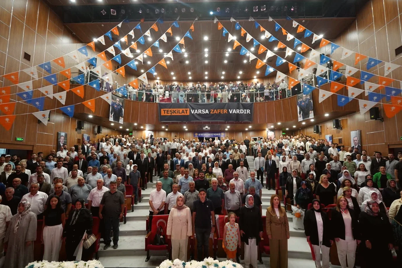 AK Parti Kayseri İlçe Danışma Meclisleri Yoğun İlgiyle Gerçekleştirildi