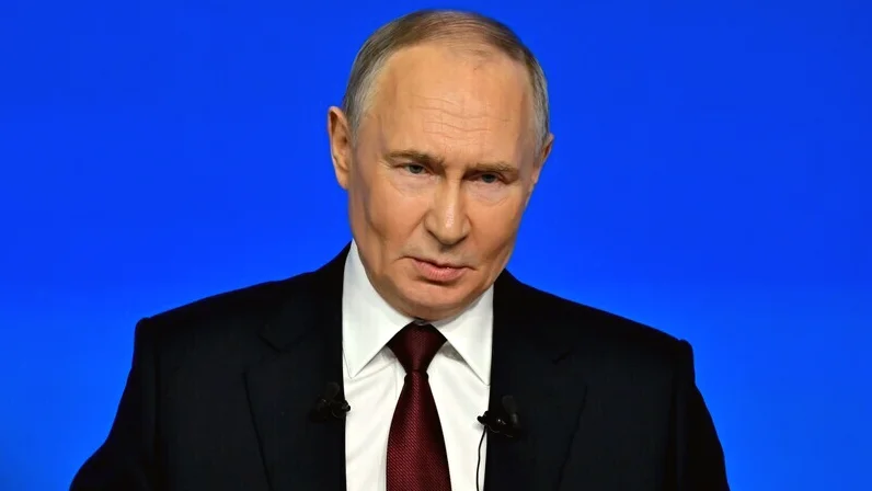 Putin, Rus Gemilerine El Koyma Girişimlerine Karşı Önlem Emri Verdi