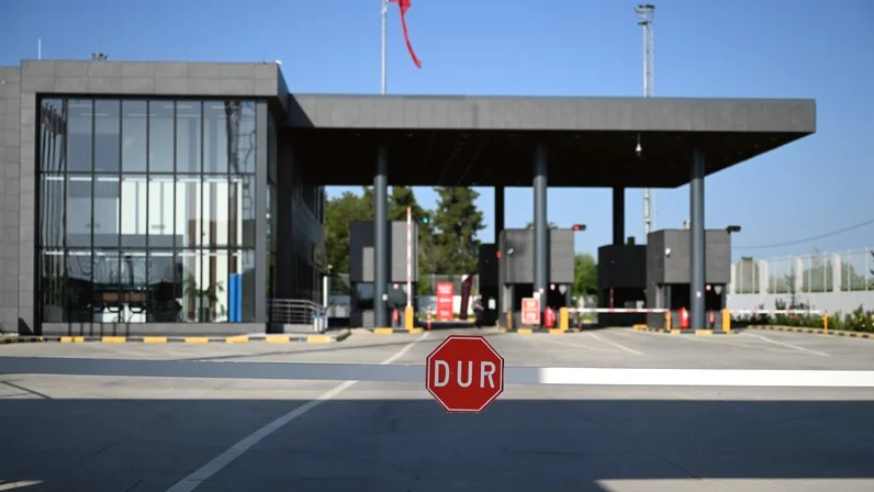 Yunanistan'daki Grev Nedeniyle Sınır Geçişleri Kapıkule'ye Yönlendirildi