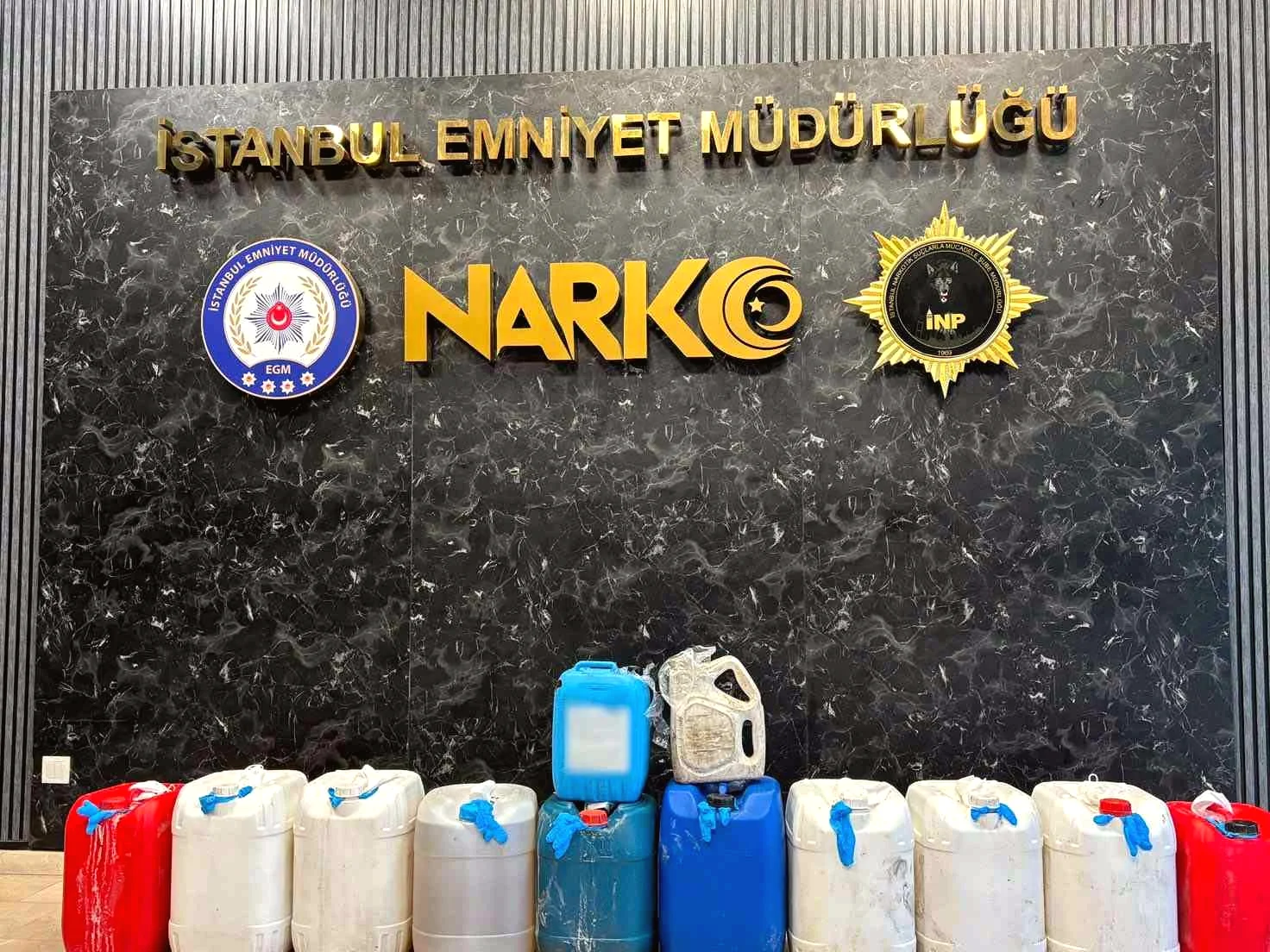 Sakarya'da Uyuşturucu Operasyonu: 5 Kişi Gözaltında