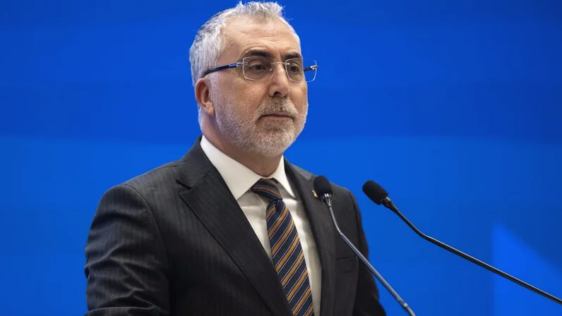 Bakan Işıkhan'dan Tıbbi Mama Ödemeleri Hakkında Bilgilendirme