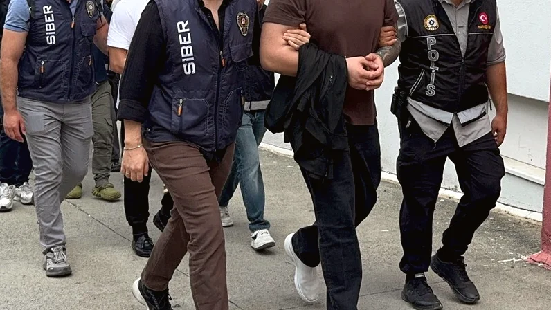 İstanbul'da Uluslararası Forex Dolandırıcılığı Operasyonu: 54 Gözaltı