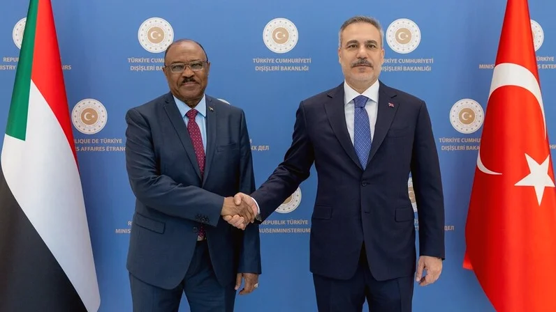Hakan Fidan ve Sudanlı Bakan Salim Ankara'da Bir Araya Geldi
