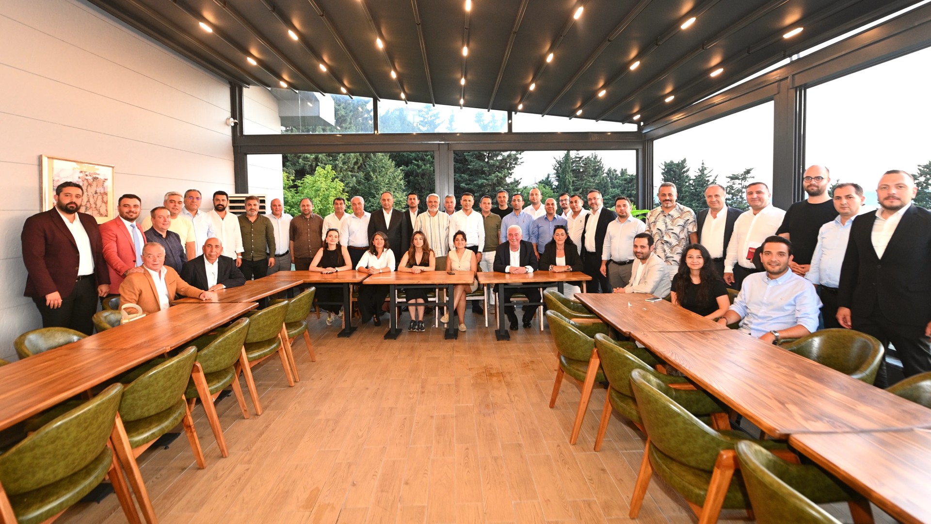İstanbul'da CHP İl Yönetiminden Önemli İstifalar