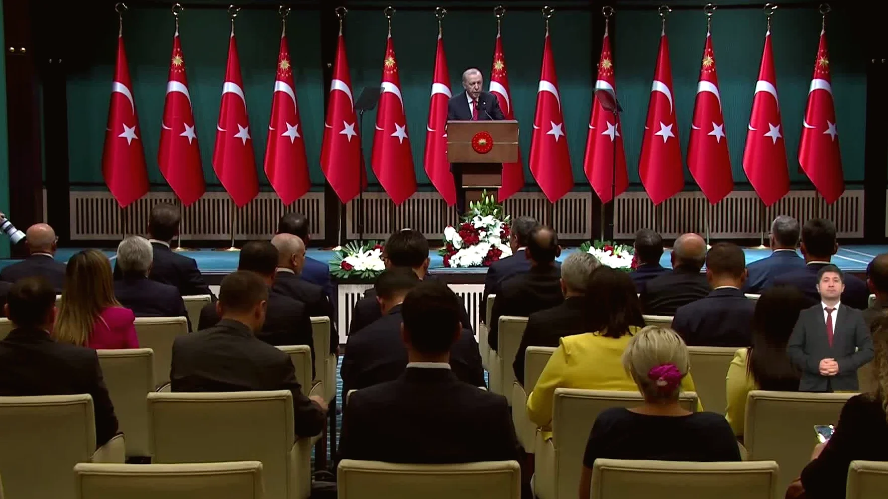 Cumhurbaşkanı Erdoğan, Yeni Yasal Düzenlemenin TBMM'ye Sunulacağını Açıkladı