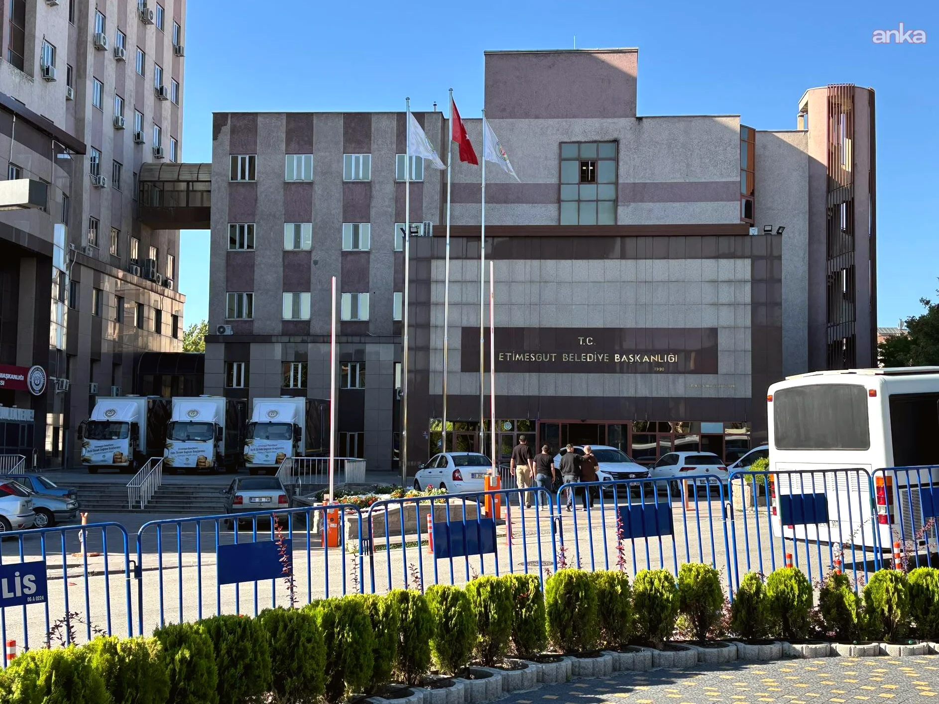 Etimesgut Belediyesi'nde Yolsuzluk Soruşturması: 55 Kişi Gözaltına Alındı