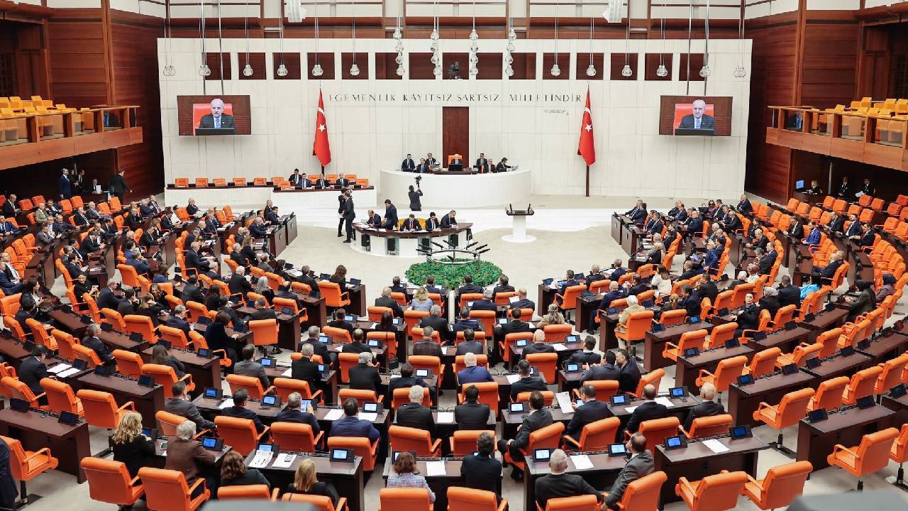 TBMM'de Öğrenci Affı Düzenlemesi Kabul Edildi