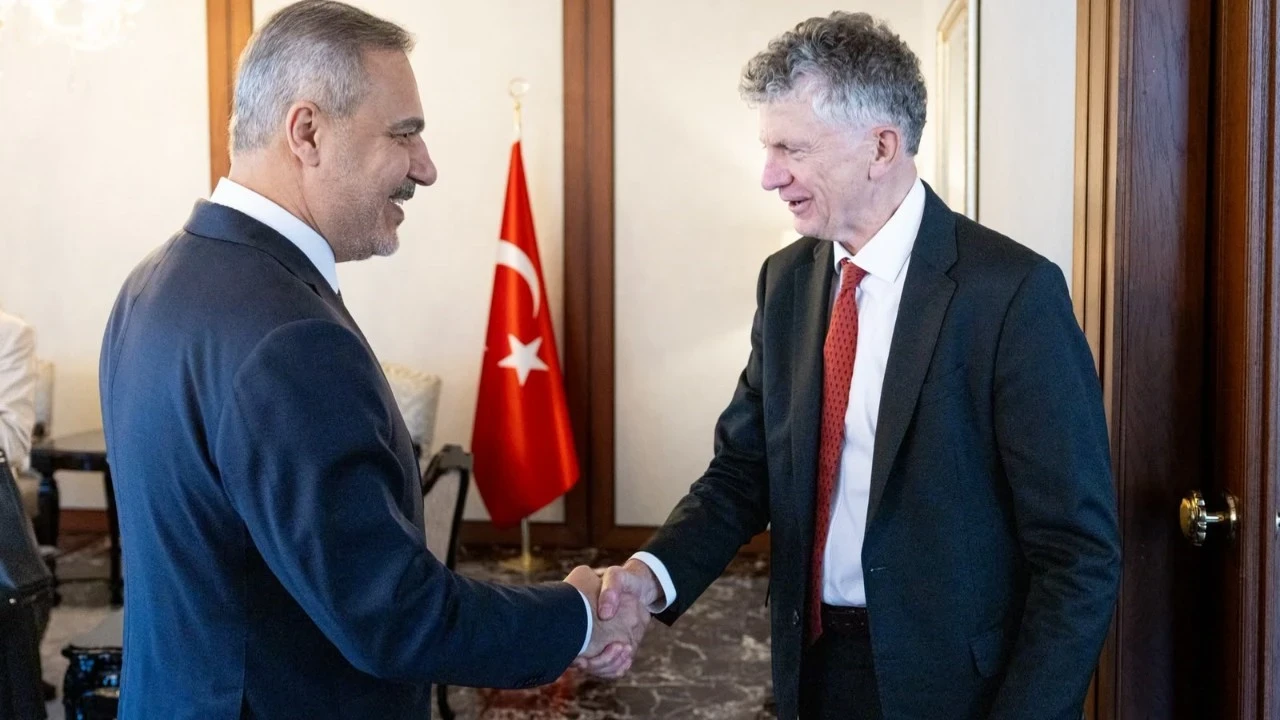 Dışişleri Bakanı Fidan, İngiltere Ulusal Güvenlik Danışmanı Powell ile Görüştü