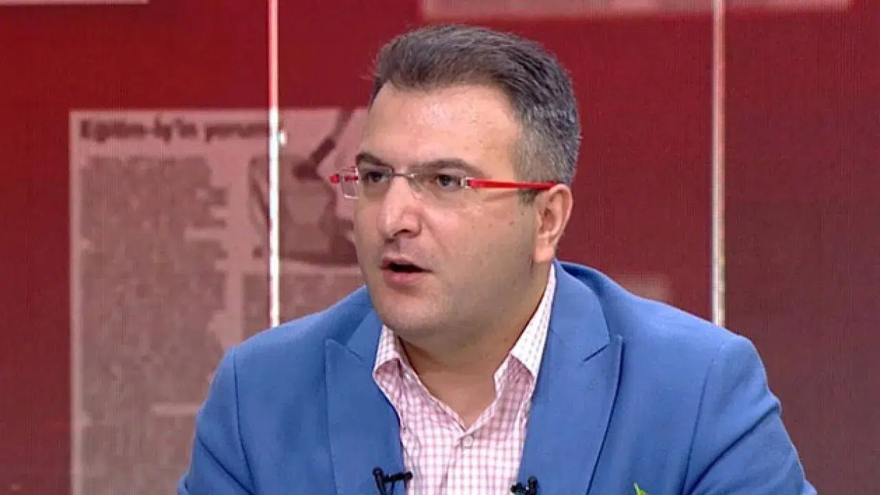 Gazeteci Cem Küçük, Tutuklama Talebiyle Hakimliğe Sevk Edildi