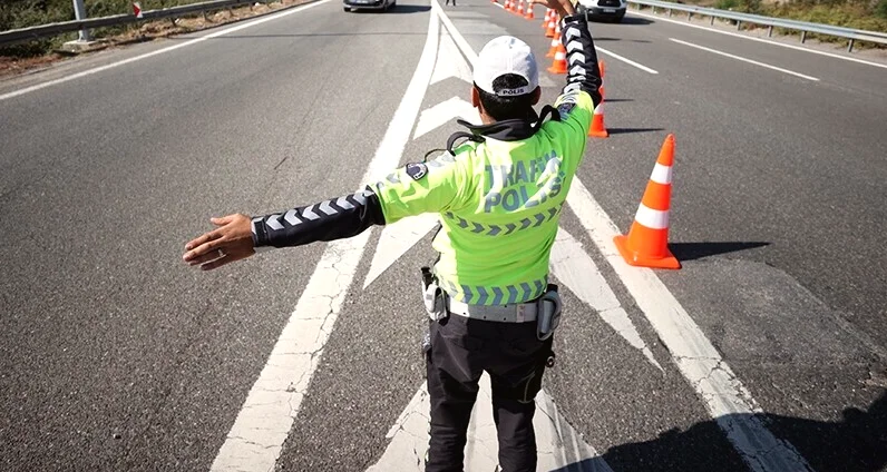 Kadıköy'de Triatlon Etkinliği Nedeniyle Trafik Düzenlemeleri Yapılacak