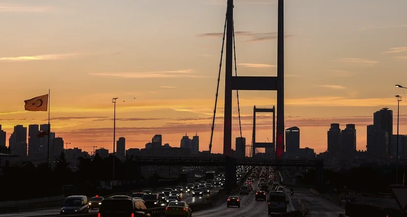 İstanbul'da Gece Saatlerinde Önemli Yol Kapatmaları Gerçekleşecek