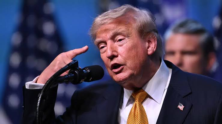 Trump, İran ile Görüşmelere Bugün Başlanacağını Duyurdu