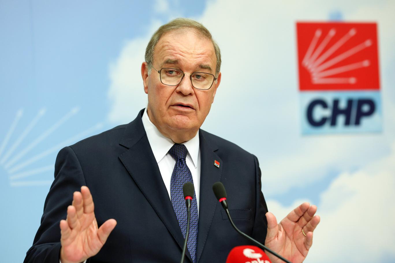CHP Sözcüsü Faik Öztrak'tan Enflasyon Eleştirisi: Hükümet Sorunların Kaynağı