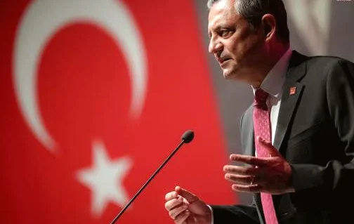 Yeni Parti Lideri Özgür Özel ve Veli Ağbaba'ya Yönelik Rüşvet Soruşturması: Fezleke Hazırlandı