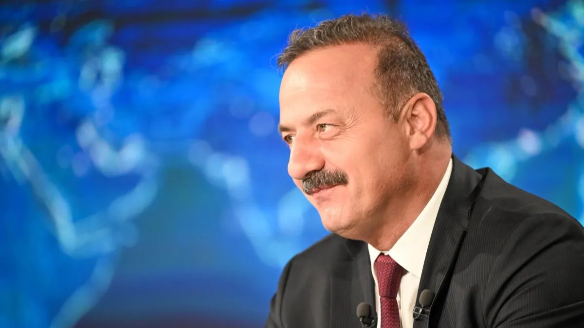 Yavuz Ağıralioğlu'ndan Tepki: Akaryakıttaki İndirim Fırsatı ÖTV Artışıyla Yok Edildi