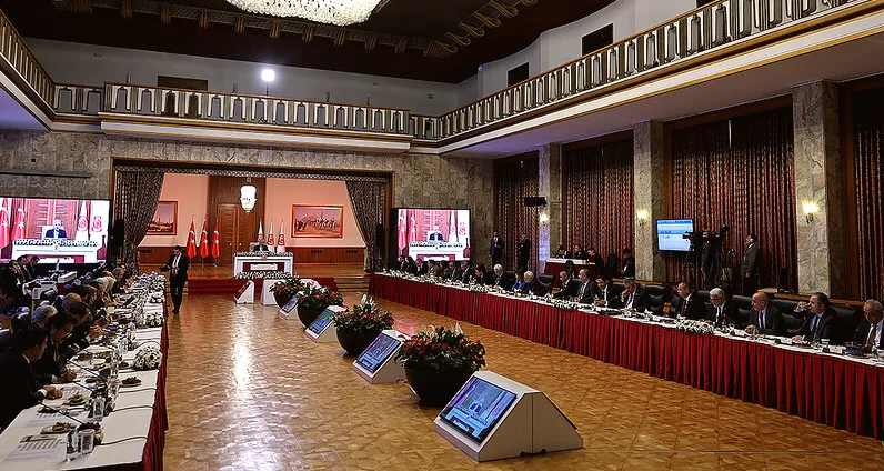 AK Parti Grubu, Toplumsal Bütünleşmeyi Güçlendirecek Kanun Teklifini Görüşmek Üzere Toplandı