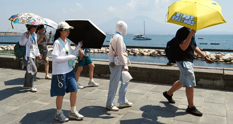 İtalya'da 27 Şehirde Aşırı Sıcaklar Nedeniyle Kırmızı Alarm İlan Edildi
