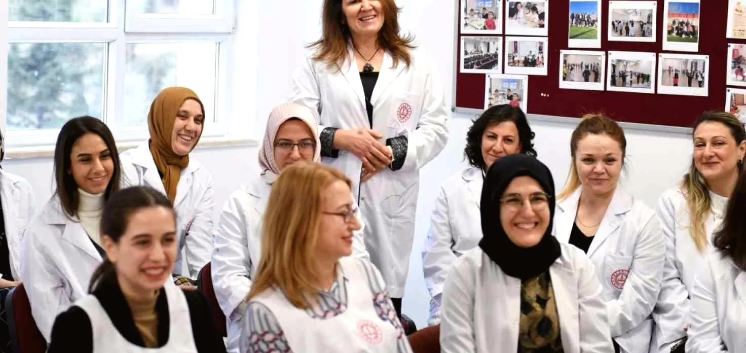 Öğretmenlerin Yer Değiştirme Başvuruları Sonuçlandı: MEB Açıklama Yaptı