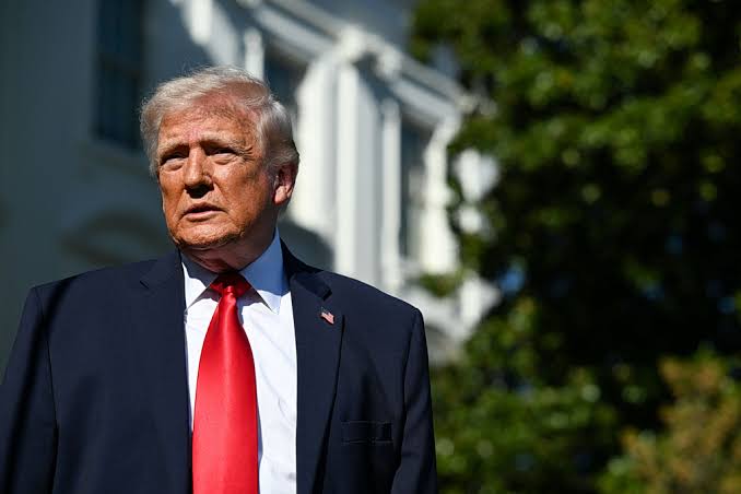 Trump'tan İran Mesajı: Diplomasi Tercihimiz Ama Güç Kullanımına Hazırız