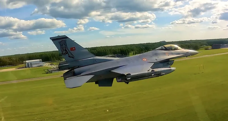 Türk F-16'ları Estonya Semalarında: NATO Görevine Güçlü Katkı