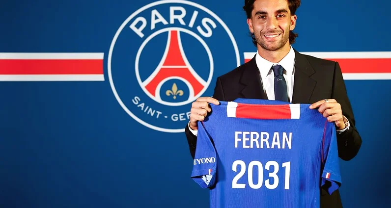Paris Saint-Germain, Ferran Torres ile 2031'e Kadar Anlaştı
